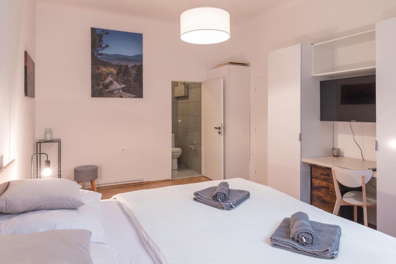Skolska Junior Apartment Прага Экстерьер фото